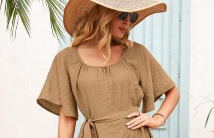 Sexy Clutches: How to Buy & Wear a Designer Clutch Bag