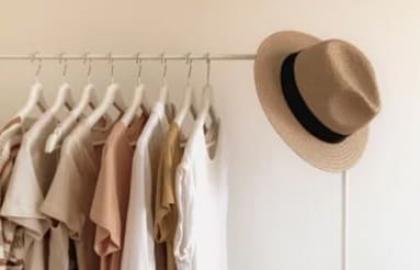 Embrassez pleinement le retour de la mode des années 90